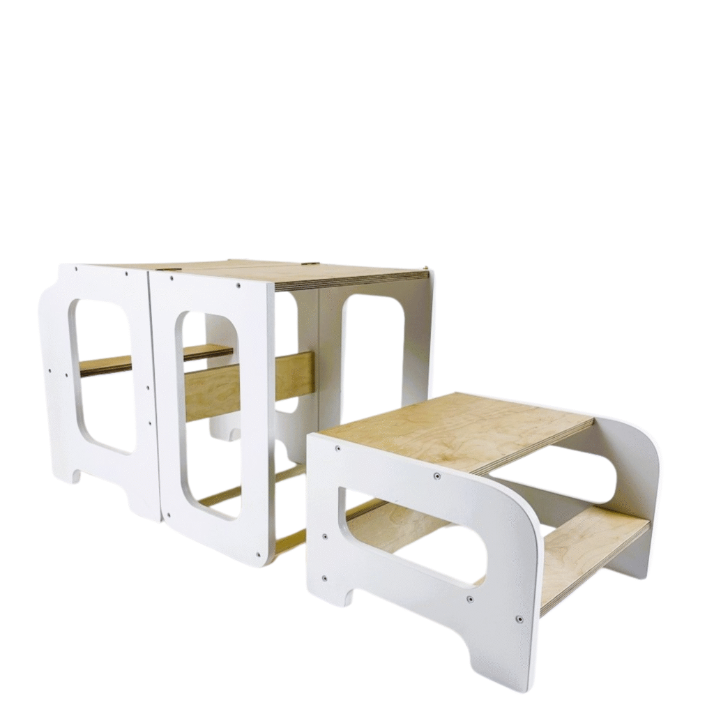 Læringstårn i træ, hvid og naturfarvet